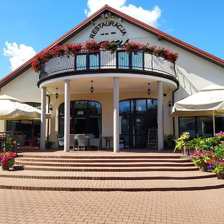 Restauracja Kargul Noclegi Łęczyca Екстериор снимка